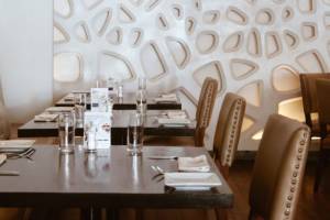 Seven Seafood & Grill