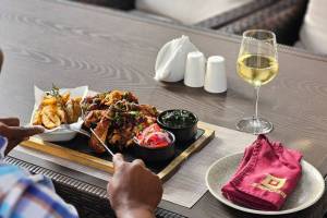 Zero 20 Restaurant & Lounge