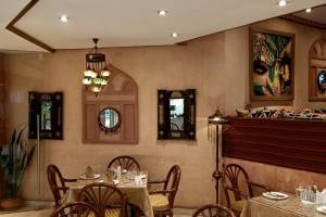 Barge Zeytoon  - Lebanese Restaurant